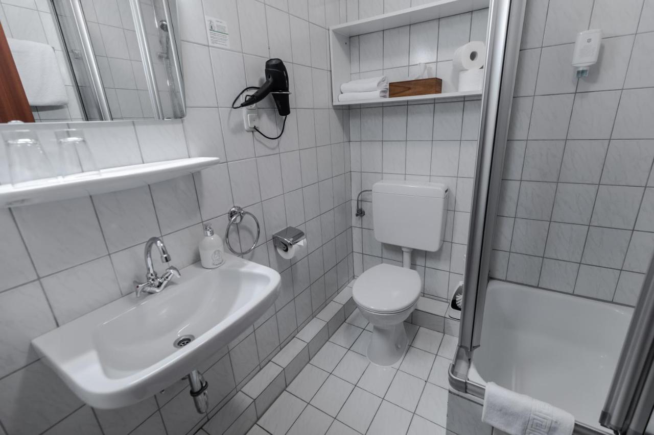Landhotel Ewerts Insul Екстериор снимка